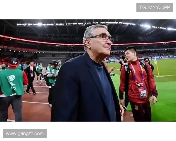 国家队备战世界杯预选赛新帅首秀引关注球迷期待反弹之战关键客场考验